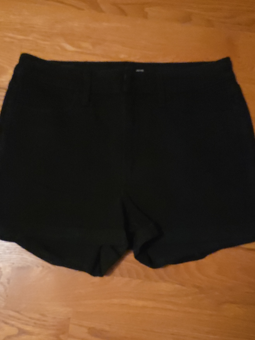 Old Navy Black High-Waist Shorts — Clean Tailored Style